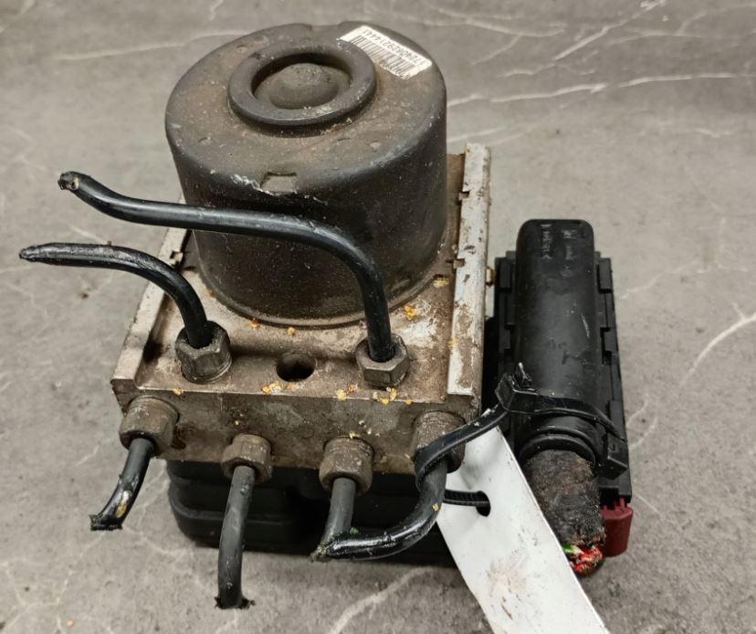 Opel Astra III 2004-2014 hatchback 1.7 CDTI diesel MT 74 kW 2005  Pumpa ABS 24447833