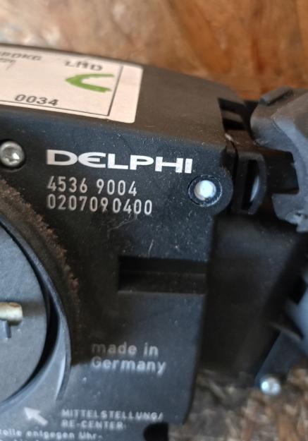 Opel Vectra C 2002-2008 hatchback 1.8 16v petrol MT 90 kW 2002  Prepínacie páčky pod volantom 13112784XR