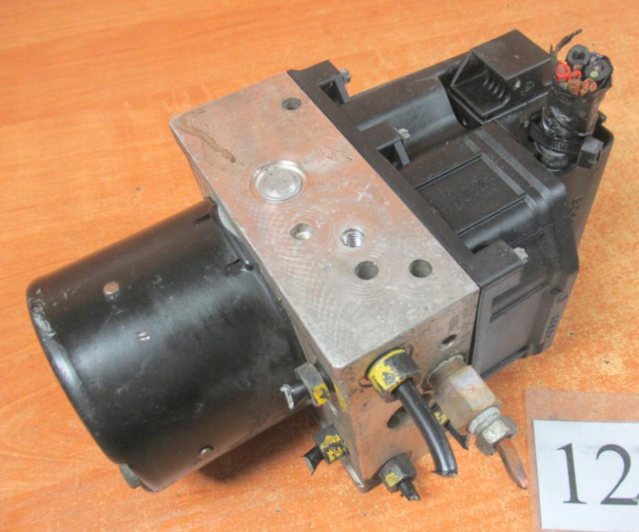 Skoda Fabia I 1999-2007 hatchback 1.4 MPI petrol MT 50 kW Pumpa ABS 0265800003 6Q0614117D 6Q0907379C 0265222006