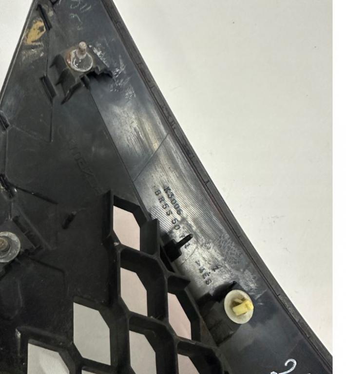 Mazda 3 I BK 2003-2009 hatchback 1.6 CITD diesel MT 80 kW 2005  Mriežka predná (maska chladiča) BR5S50711