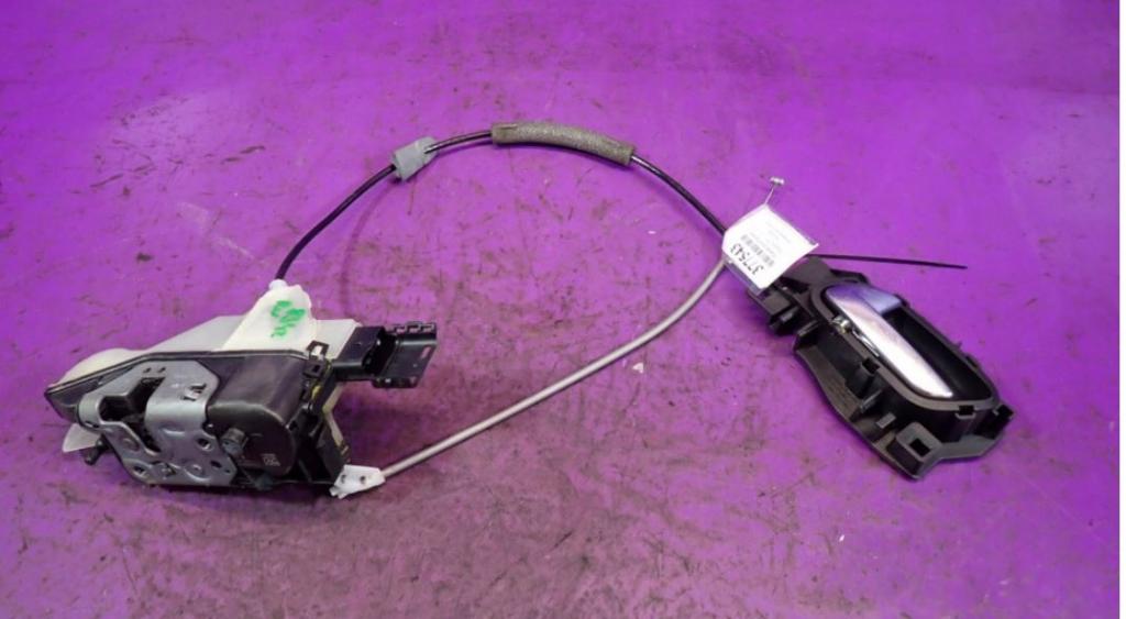 Citroen C-Elysee II 2012- sedan 1.6 16v petrol MT 85 kW 2017  Zámok dverí predný pravý 190273