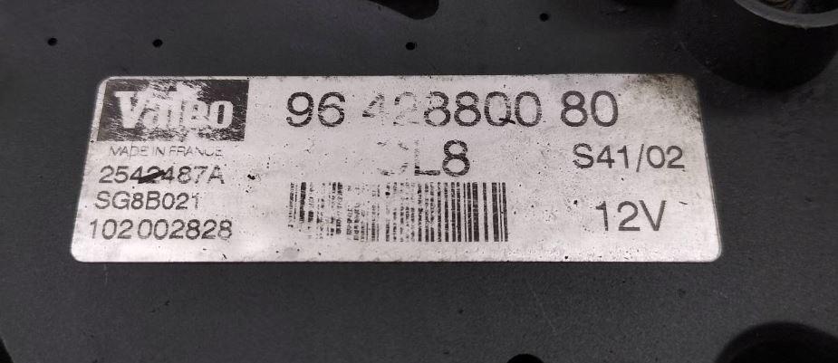 Citroen Xsara Picasso hatchback 1.8 16v petrol MT 85 kW 2004  Alternátor 9642880080