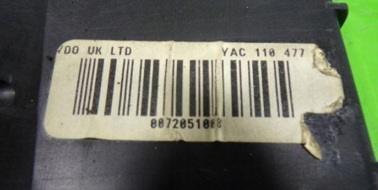 Rover 75 combi 2.0 CDT diesel MT 85 kW 2002  Prístrojová doska 110008878016