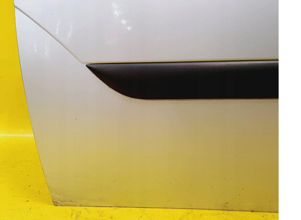 Ford Focus Mk1 1998-2004 sedan 1.8 TDDI diesel MT 66 kW 2004  Dvere predné ľavé