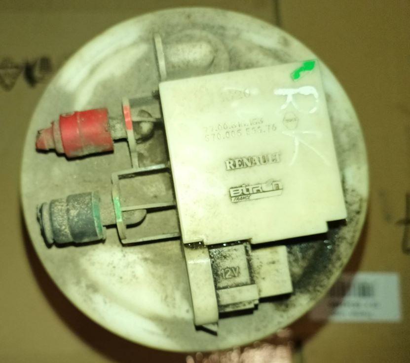 Renault Kangoo I 1998-2008 hatchback 1.4 petrol MT 55 kW 1999  Palivové čerpadlo 7700315153