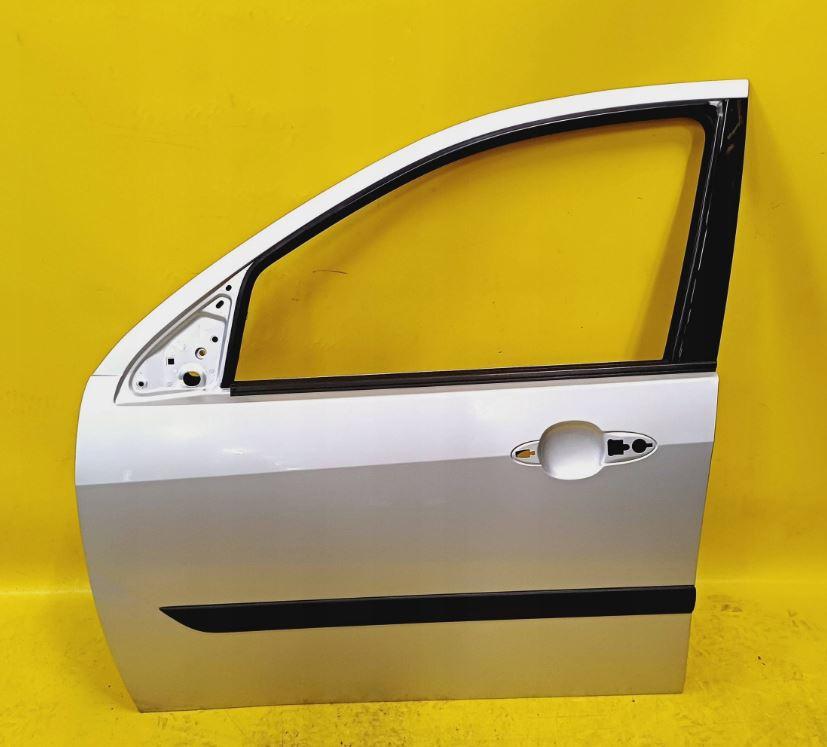 Ford Focus Mk1 1998-2004 sedan 1.8 TDDI diesel MT 66 kW 2004  Dvere predné ľavé