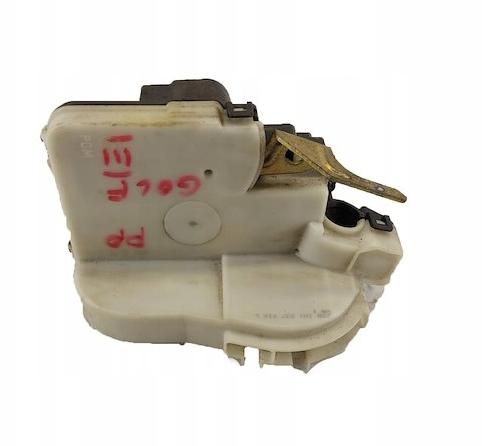 Volkswagen Golf III 1991-1998 1.6 8v petrol MT 74 kW 2000  Zámok dverí predný pravý 1H1837016L