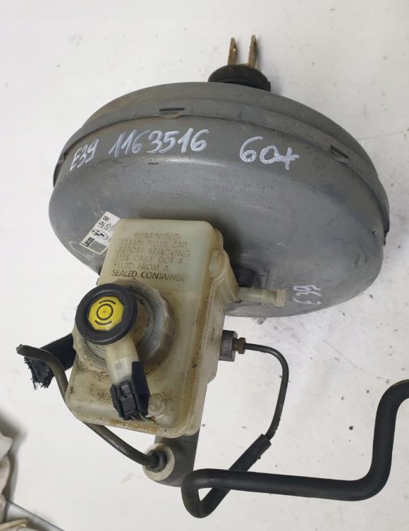 BMW 5 E39 1996-2003 sedan 2.5 D diesel MT 120 kW 2001  Posilňovač bŕzd 1163516