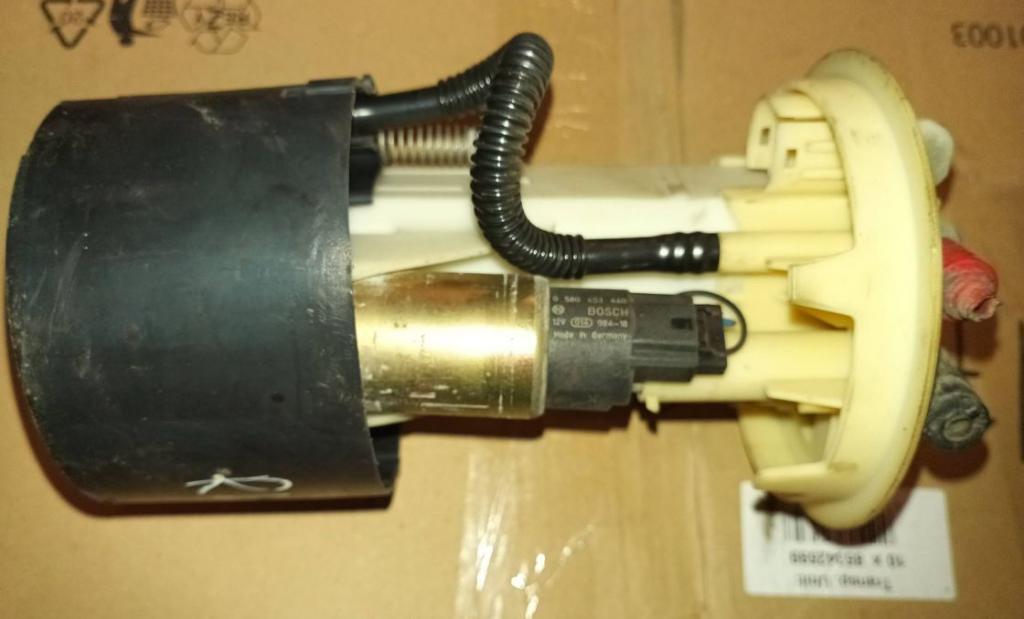 Renault Kangoo I 1998-2008 hatchback 1.4 petrol MT 55 kW 1999  Palivové čerpadlo 7700315153