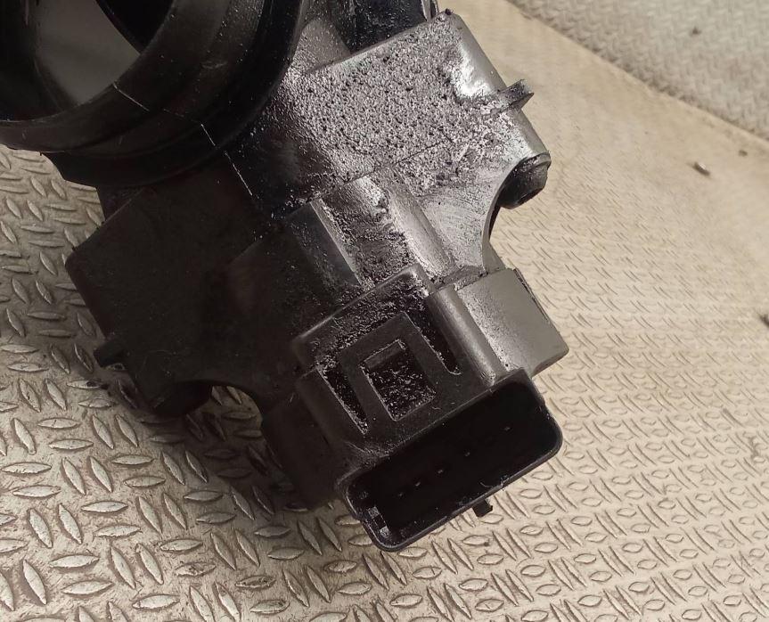 Ford Focus Mk2 2004-2011 hatchback 1.6 TDCI diesel MT 66 kW 2008  Škrtiaca klapka 25344296 9686487280