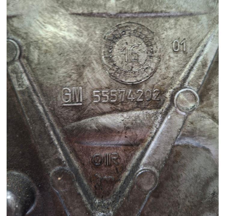 Opel Astra V 2015- combi 1.6 CDTI diesel MT 81 kW 2018  Kryt rozvodu motora 55574202