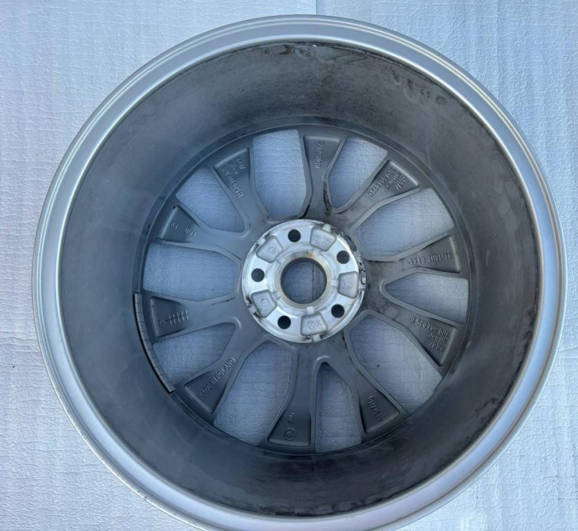 Skoda Superb IV 2023- sedan   Hliníkový disk 3P0601025E 18R 8J ET44 5x112