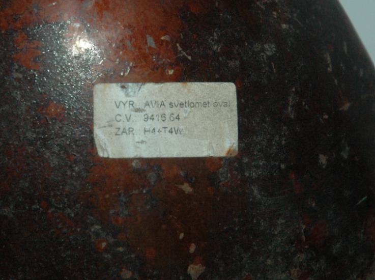 Avia Svetlo predné  2x 443958311037