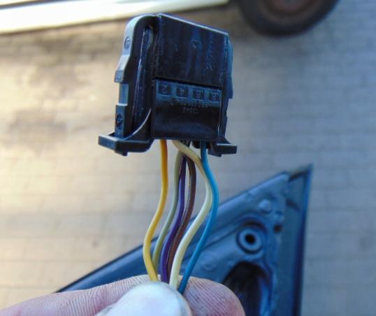 Skoda Fabia III 2014- hatchback 1.0 MPI petrol MT 55 kW 2015  Spätné zrkadlo vonkajšie pravé 6V1857408F LF7Y