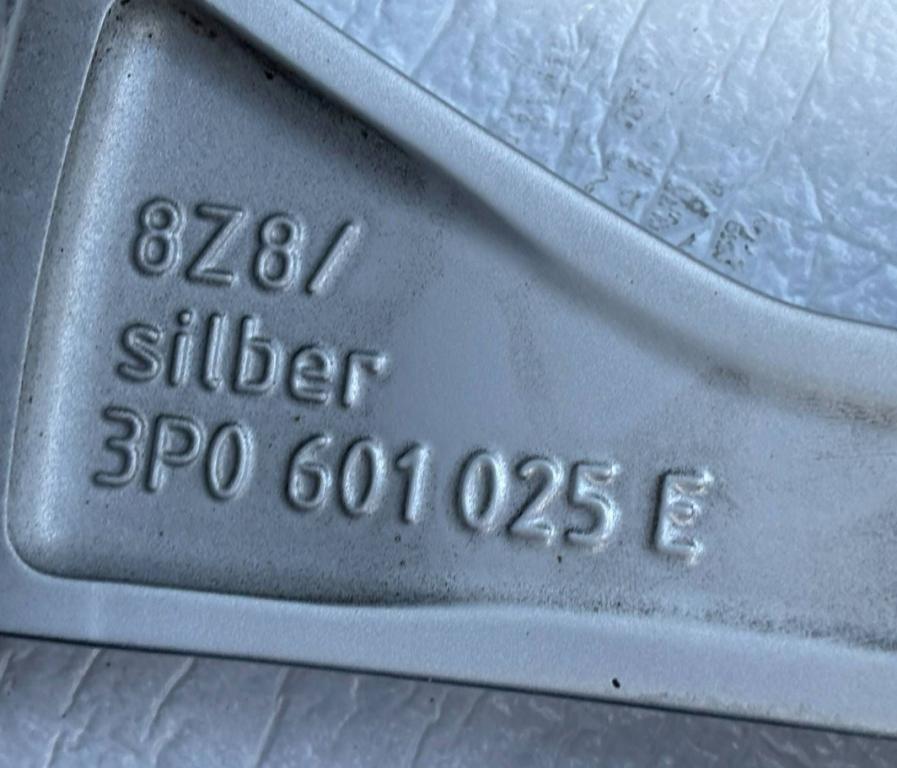 Skoda Superb IV 2023- sedan   Hliníkový disk 3P0601025E 18R 8J ET44 5x112