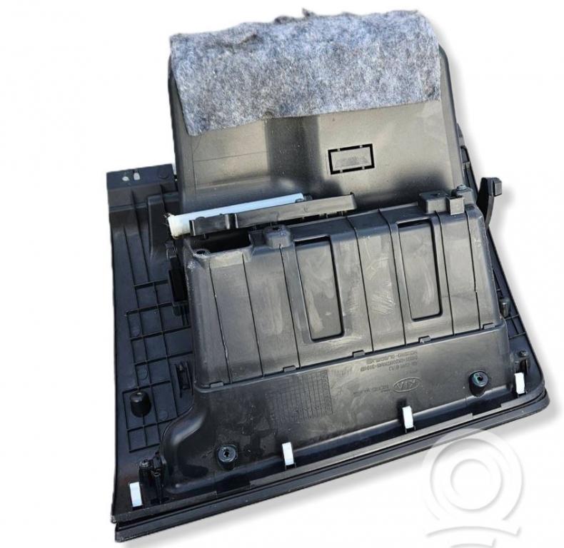 Kia Soul I 2008-2013 hatchback 1.6 16v petrol 93 kW 2009  Priehradka (kastlík) X2K845-31000