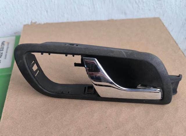 Skoda Fabia I 1999-2007 sedan 1.4 16v petrol MT 55 kW 2004  Kľučka dverí vnútorná predná pravá 6Y0837248