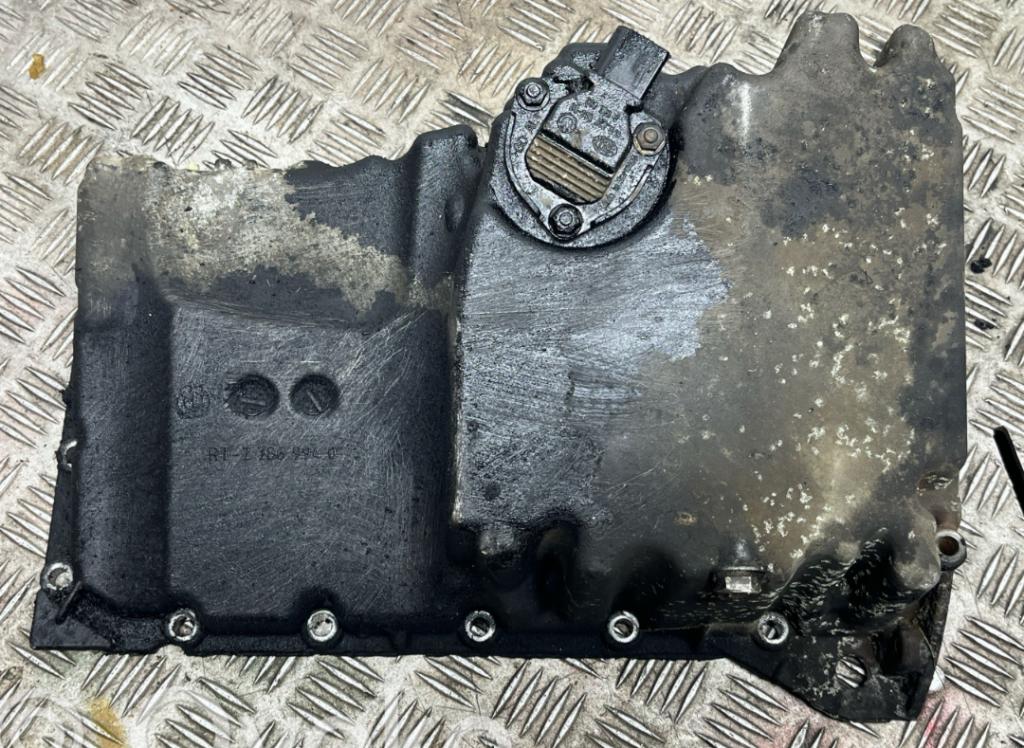 BMW 3 E46 1998-2007 combi 2.0 D diesel MT 110 kW 2002  Olejová vaňa 77869940