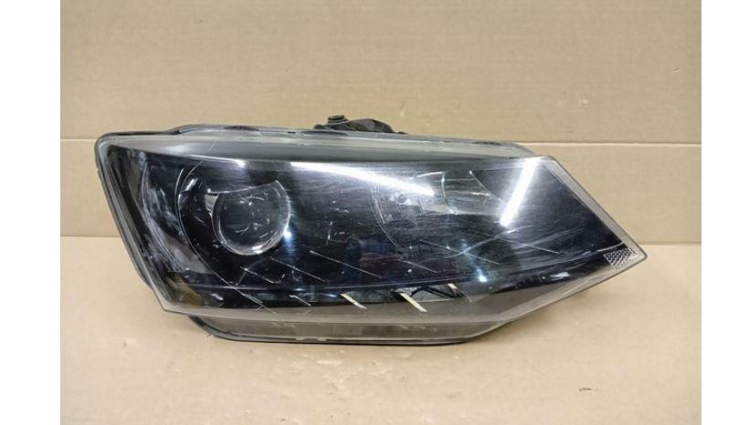 Skoda Fabia III 2014- combi 1.4 TDI diesel MT 77 kW 2016  Svetlo predné pravé 6V1941016B