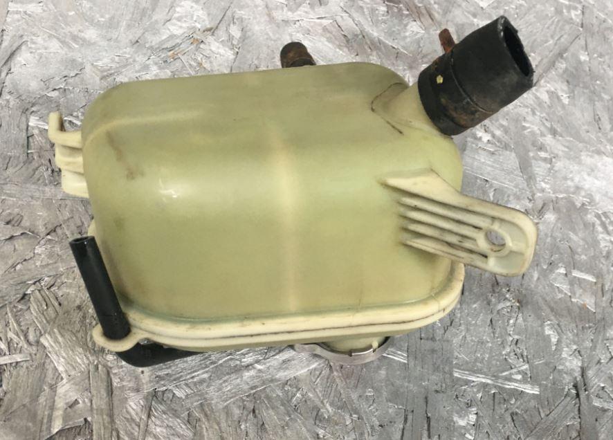 Kia Ceed I 2006-2012 hatchback 1.6 CRDI diesel MT 66 kW 2008  Vyrovnávacia nádržka chladiacej kvapaliny 25431-2H100