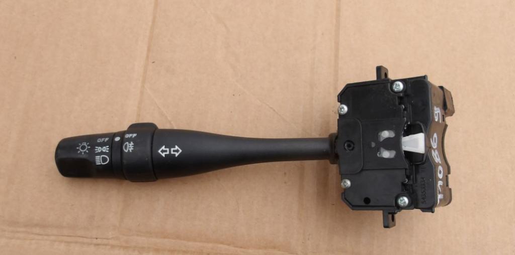 Nissan Micra K11 1992-2003 hatchback 1.0 16v petrol MT 40 kW 1995  Prepínač smeroviek 36828B