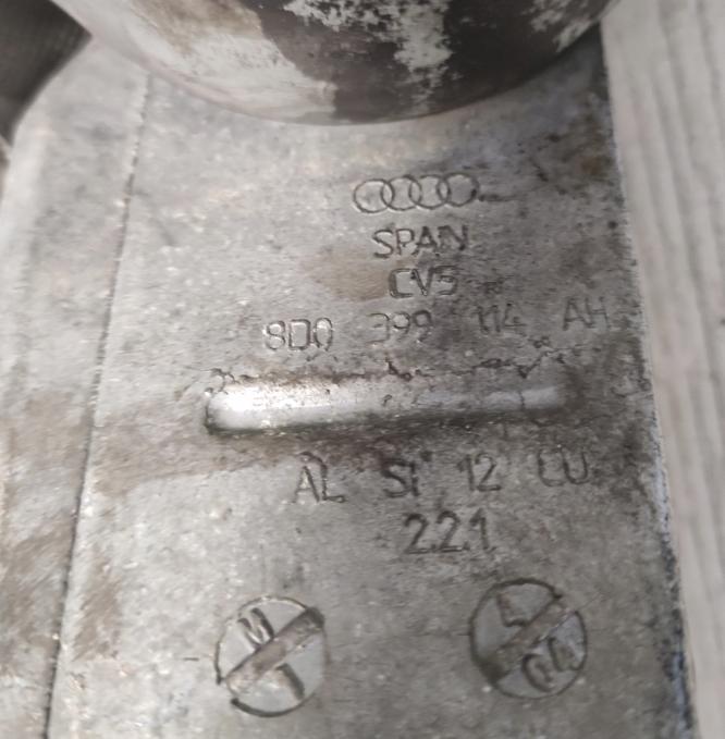 Volkswagen Passat B5 1995-2005 combi 1.9 TDI diesel MT 96 kW 2001 Držiak prevodovky 8D0399114AH