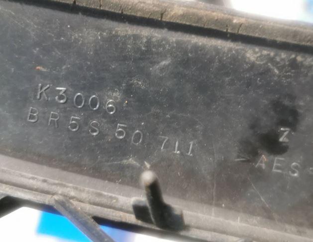 Mazda 3 I BK 2003-2009 hatchback 1.6 CITD diesel MT 80 kW 2004  Mriežka predná (maska chladiča) BR5S50711