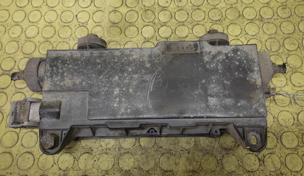 Renault Scenic Grand Scenic II 2004-2009 minivan Ručná brzda elektrická 8200418648