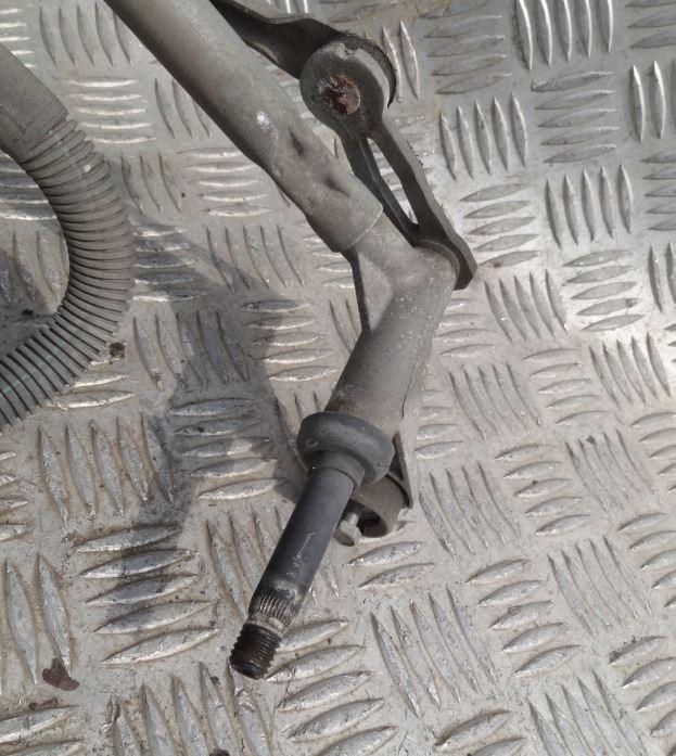 Citroen Berlingo II 2008-2018 hatchback 1.6 16v petrol MT 66 kW 2009  Mechanizmus stieračov predný 9816558880