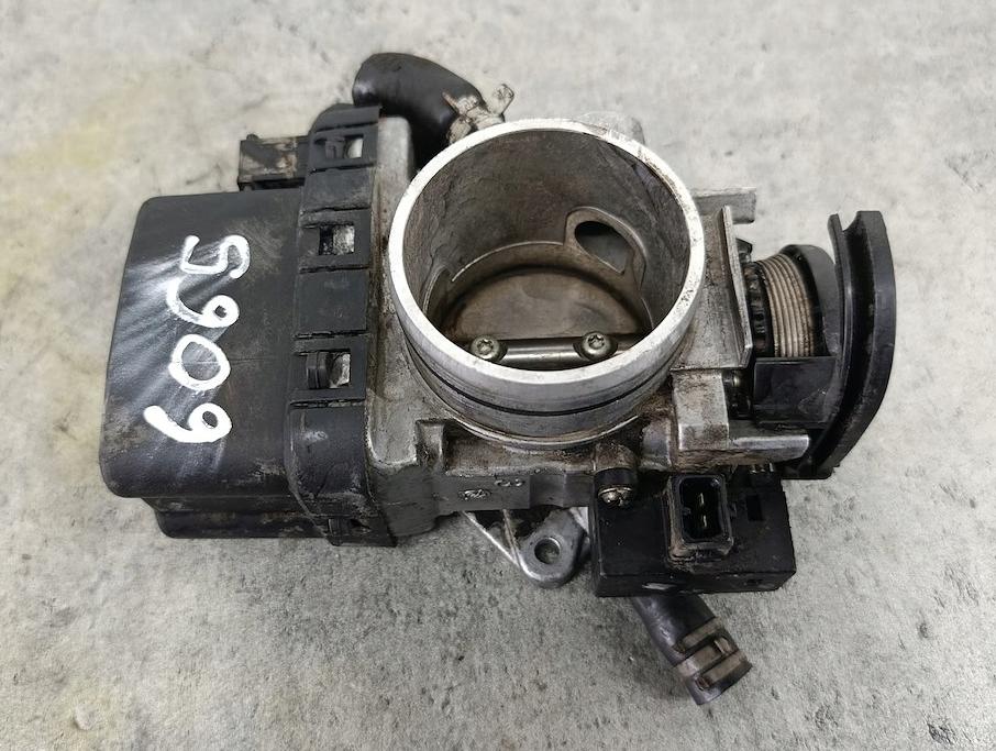 Saab 9-5 combi 2.3 T petrol AT 136 kW Škrtiaca klapka 9188186