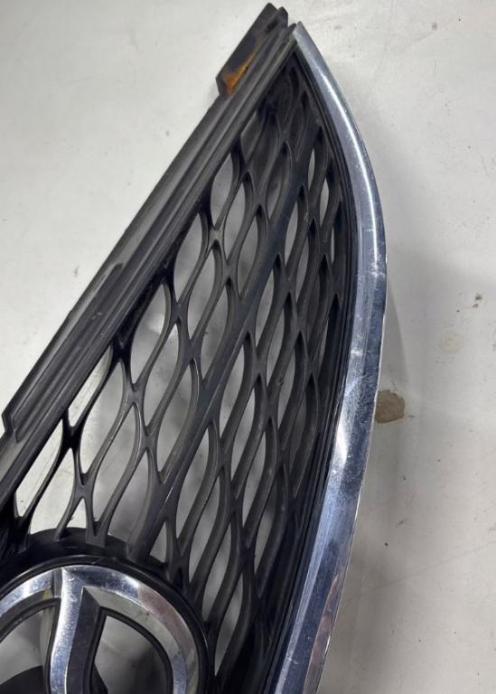 Mazda 6 II GH 2007-2012 hatchback 2.0 16v petrol MT 108 kW 2008  Mriežka predná (maska chladiča) GS1D50712