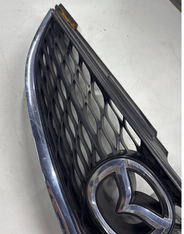 Mazda 6 II GH 2007-2012 hatchback 2.0 16v petrol MT 108 kW 2008  Mriežka predná (maska chladiča) GS1D50712