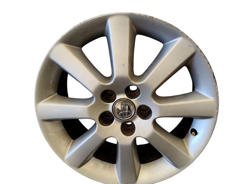 Toyota Avensis II T25 2003-2008 sedan 2.0 D4D diesel MT 85 kW 2005  Hliníkový disk 16 6,5J ET45 5X100 komplet 4 kusy