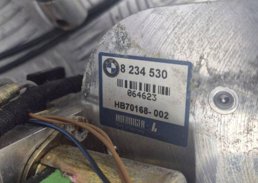 BMW 3 E46 1998-2007 coupe 1.9 petrol MT 87 kW 2000  Motorček ovládania strešného okna 8234530