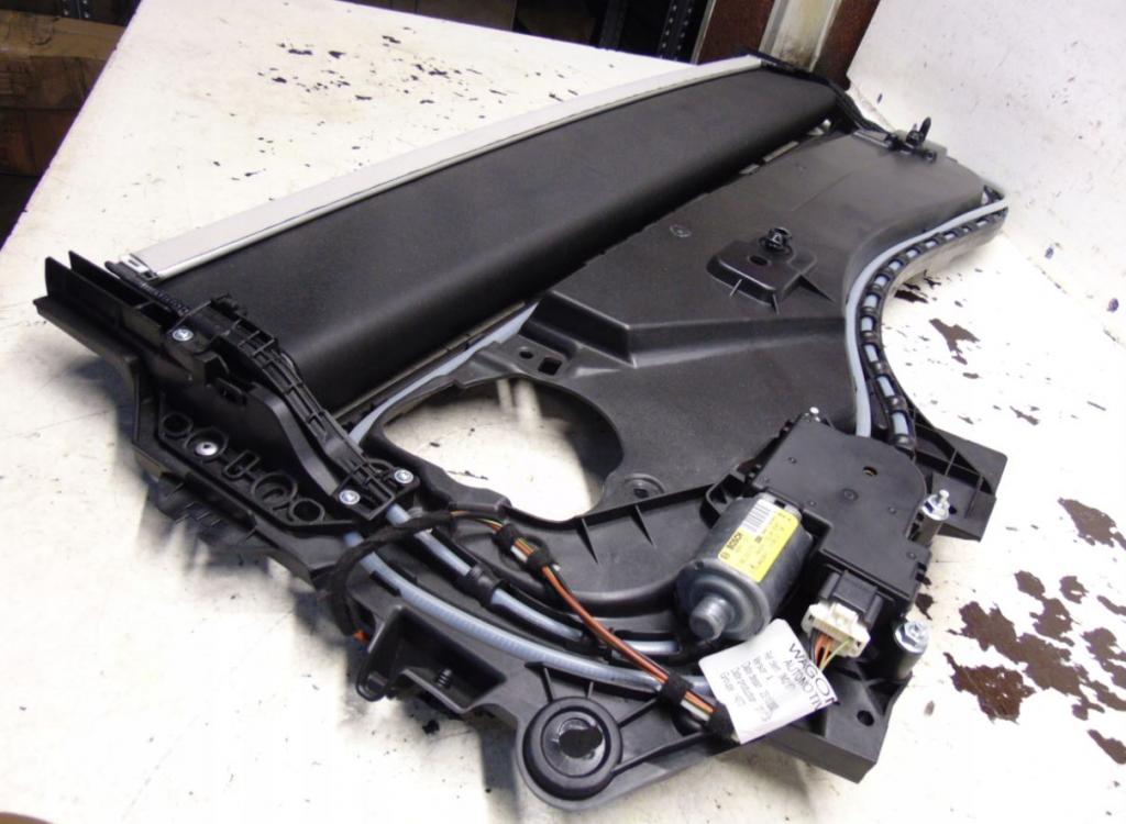 Peugeot 308 I 2007-2013 combi 1.6 16v petrol MT 88 kW 2009  Strecha 0390200075 9680765080