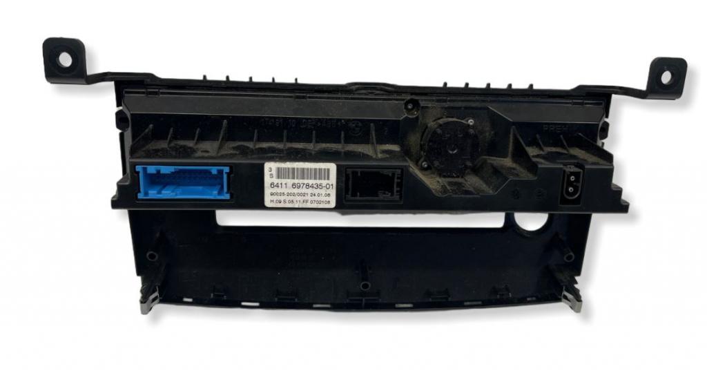 BMW 5 E60 2003-2010 sedan 2.0 D diesel MT 110 kW 2006  Panel kúrenia/klimatizácie 6978435 900252020021