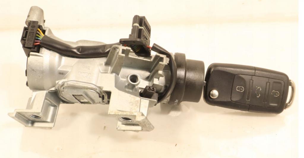 Volkswagen Golf V 2003-2009 combi 1.9 TDI diesel MT 77 kW 2008  Spínacia skrinka 1K0905865ALS
