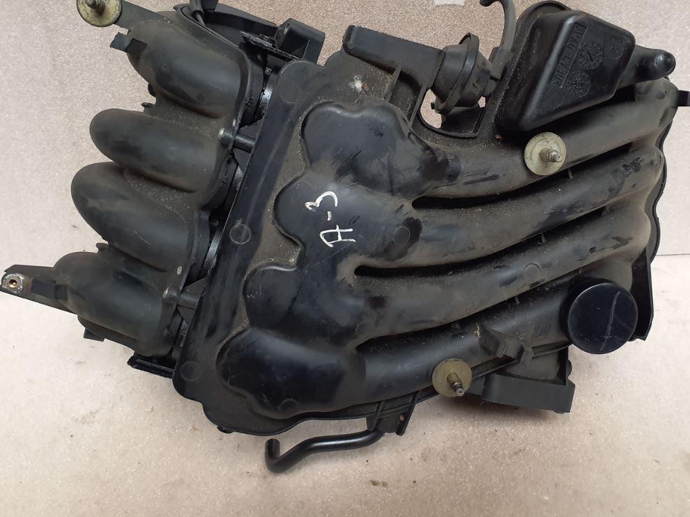 Audi A3 8L 1996-2003 hatchback 1.6 SR petrol MT 74 kW 1999  Sacie potrubie 06A133205G