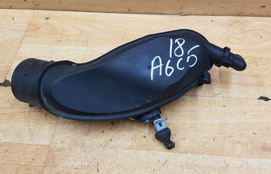 Audi A6 C5 1997-2004 sedan 2.4 V6 petrol MT 121 kW 2000  Hadica chladenia vzduchu 078133356F