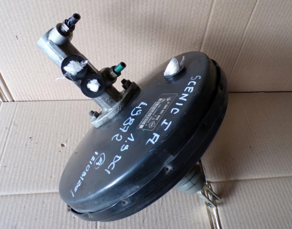 Renault Scenic I 1996-2003 hatchback 2.0 16v petrol MT 102 kW 2002  Posilňovač bŕzd 8200097098