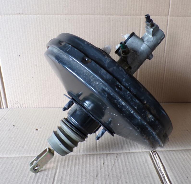 Renault Scenic I 1996-2003 hatchback 2.0 16v petrol MT 102 kW 2002  Posilňovač bŕzd 8200097098