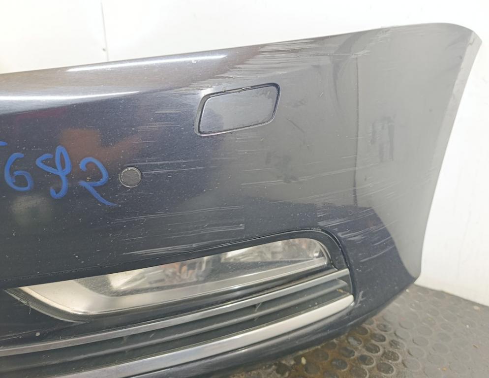 Volkswagen Passat B7 2010-2014 combi 2.0 TDI diesel MT 103 kW 2012  Nárazník predný
