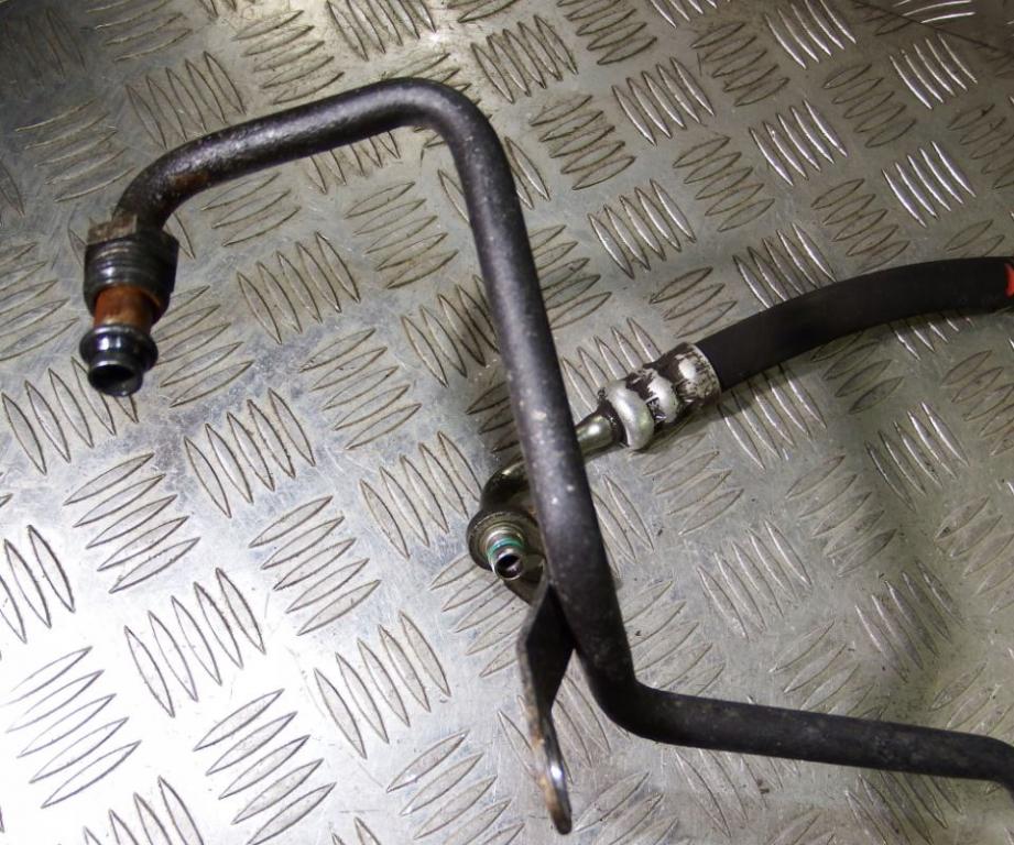 Renault Laguna II 2001-2007 combi 1.9 DCI diesel MT 88 kW 2004  Hadica servočerpadla 8200413027