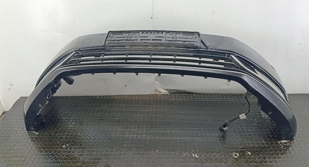 Volkswagen Passat B7 2010-2014 combi 2.0 TDI diesel MT 103 kW 2012  Nárazník predný