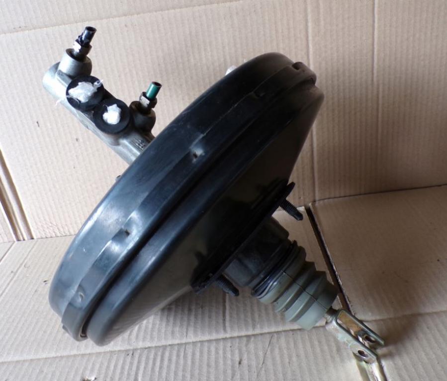 Renault Scenic I 1996-2003 hatchback 2.0 16v petrol MT 102 kW 2002  Posilňovač bŕzd 8200097098