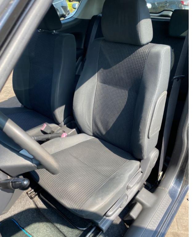 Suzuki Swift Mk6 2005-2010 hatchback 3- dverova verzia 1.3 petrol MT 68 kW 2007  Sedadlo predné ľavé