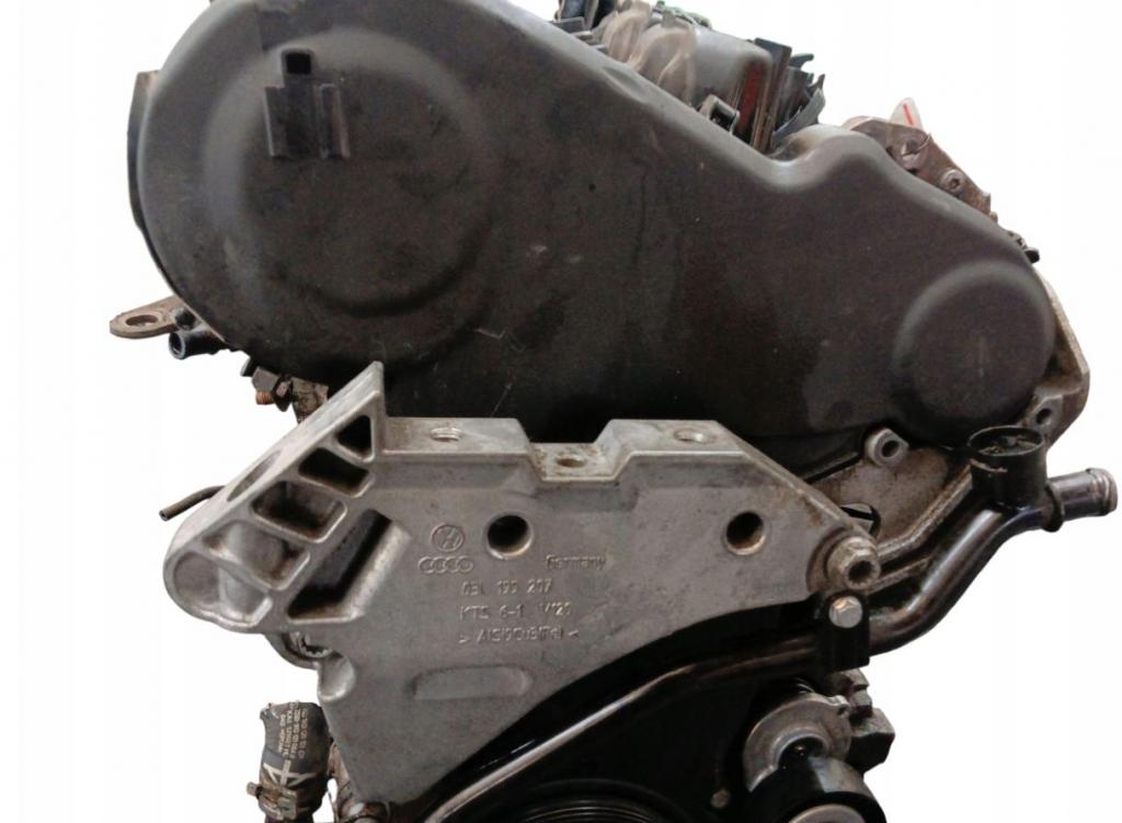 Volkswagen Golf VI 2008-2013 combi 1.6 TDI diesel AT 77 kW 2012  Motor diesel CAYB