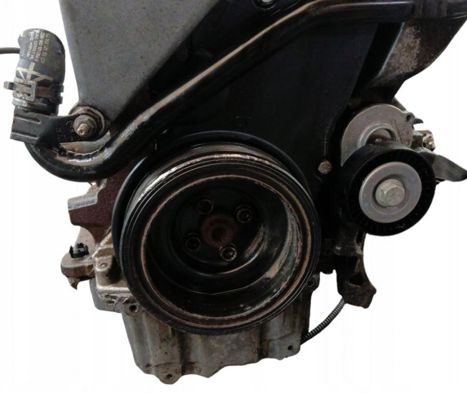 Volkswagen Golf VI 2008-2013 combi 1.6 TDI diesel AT 77 kW 2012  Motor diesel CAYB