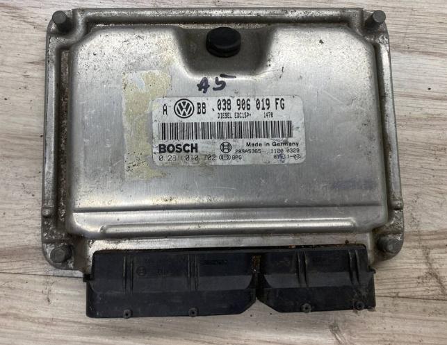 Volkswagen Golf IV 1997-2003 combi Riadiaca jednotka motora 038906019FG 0281010702