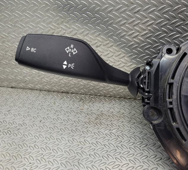 BMW X5 F15 2013-2018 hatchback 3.0 D diesel AT 230 kW 2014  Prepínacie páčky pod volantom 9368599 9320136